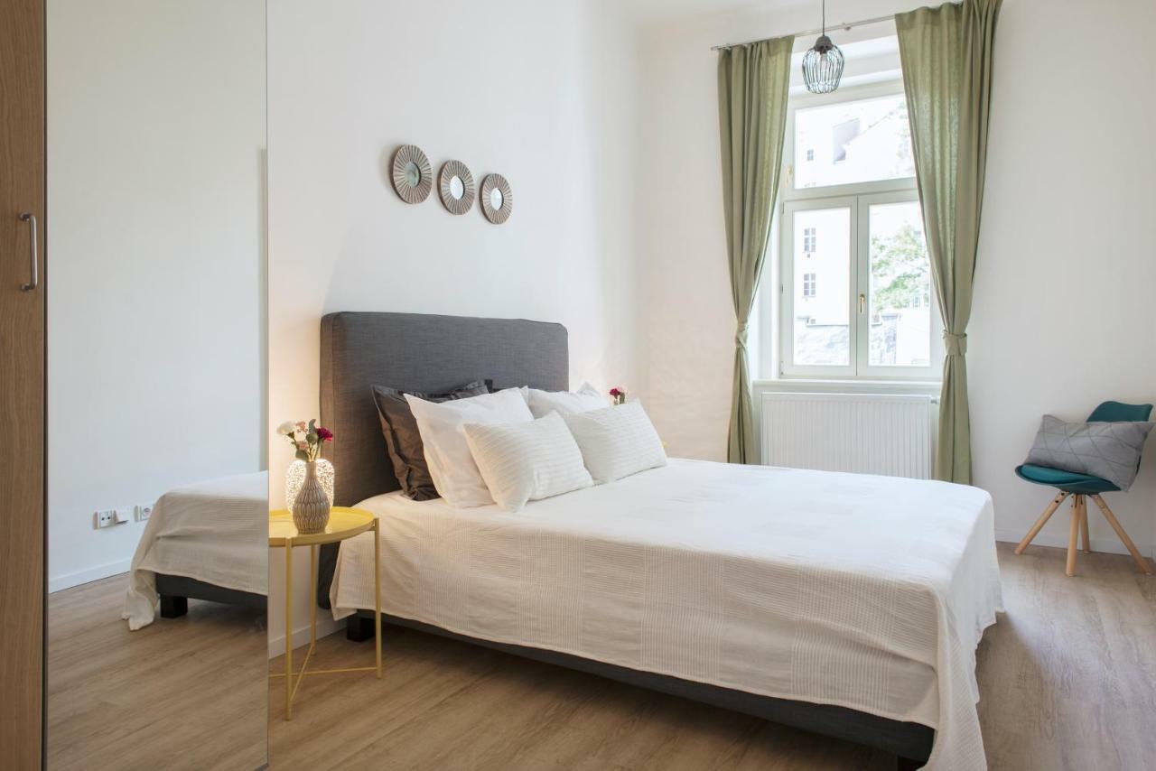 Kent Ridge Loft Apartment Prague Luaran gambar