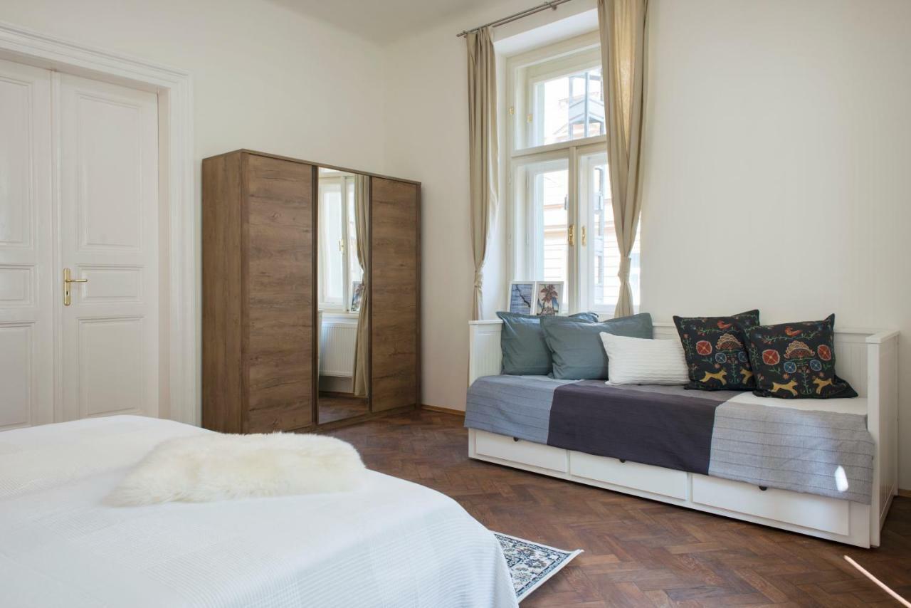 Kent Ridge Loft Apartment Prague Luaran gambar